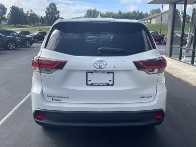 2019 Toyota Highlander SE
